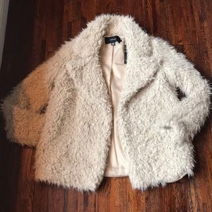 Vero Moda Fluffy Faux Fur/Sherpa jacket